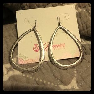 Teardrop shaped earrings
